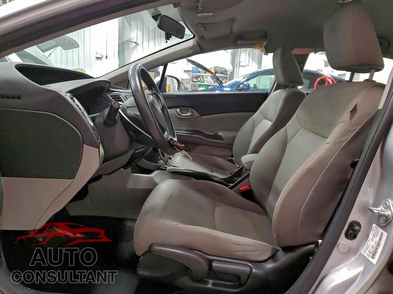 HONDA CIVIC 2015 - 2HGFB2F46FH043306