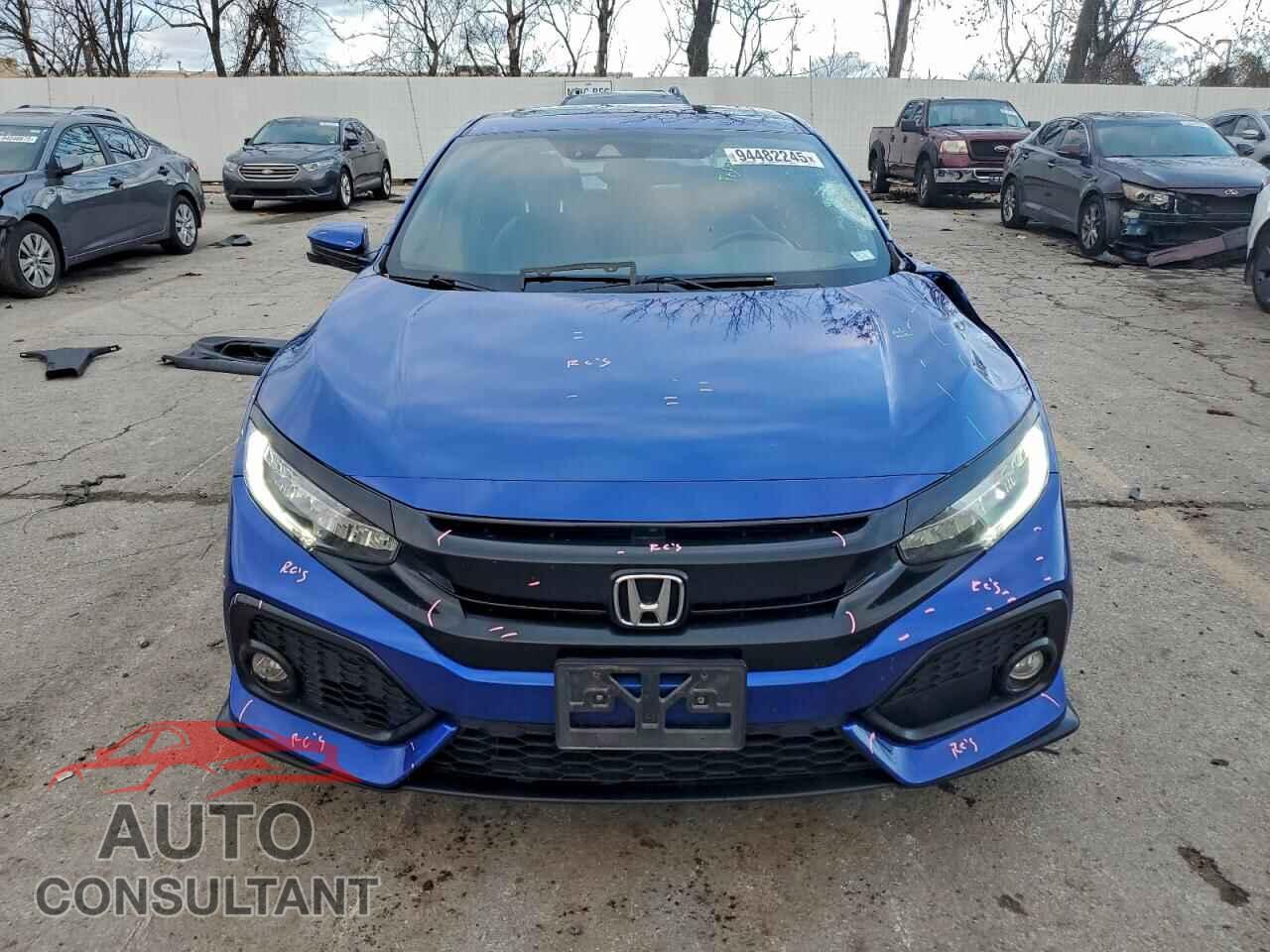 HONDA CIVIC 2017 - SHHFK7H91HU217343