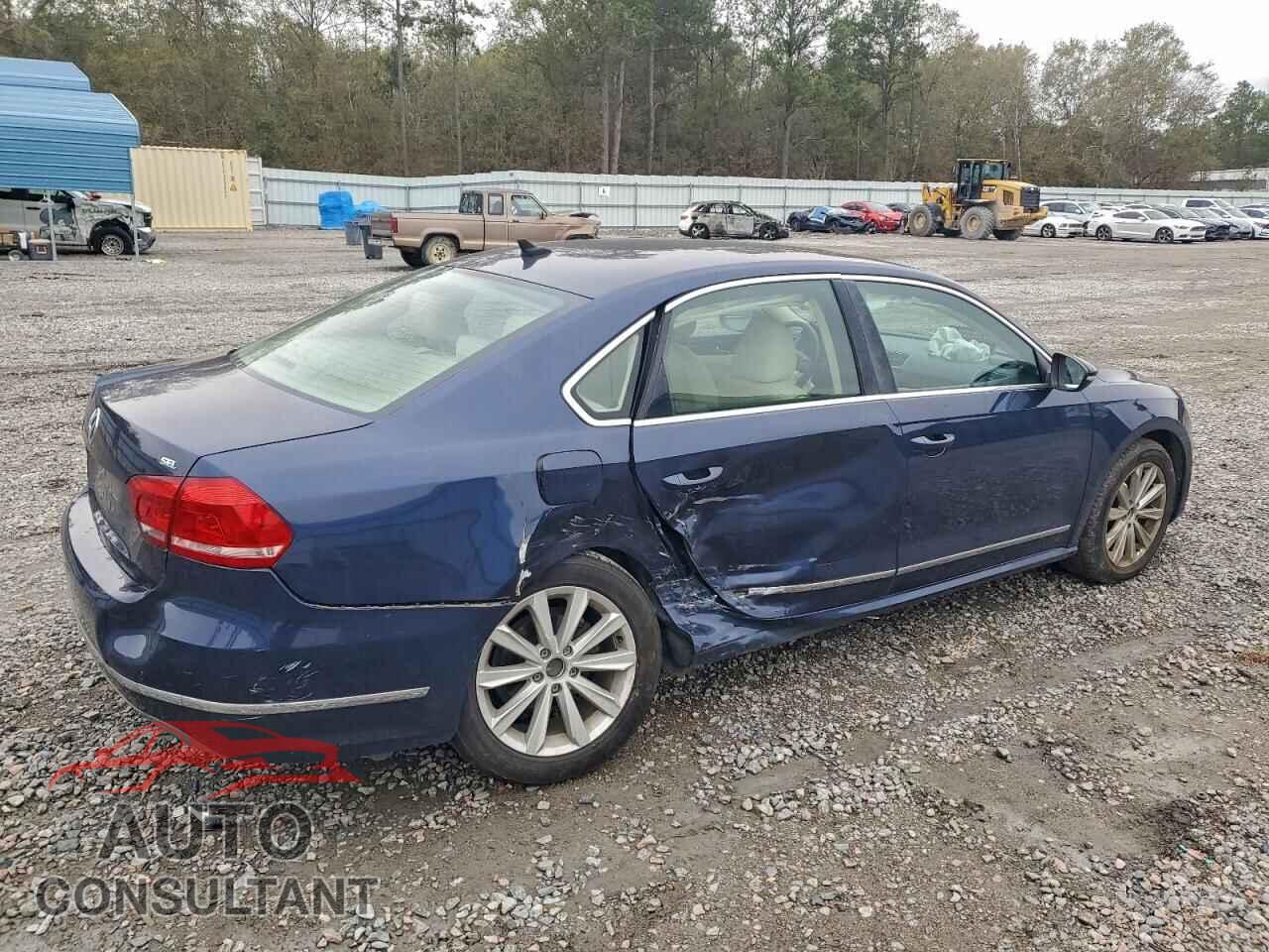 VOLKSWAGEN PASSAT 2012 - 1VWCH7A38CC026062