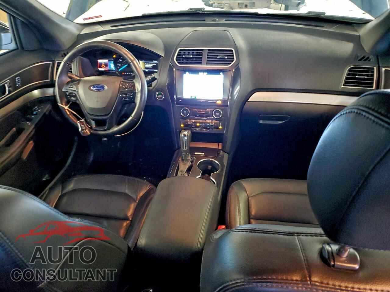 FORD EXPLORER 2017 - 1FM5K8D88HGC04347