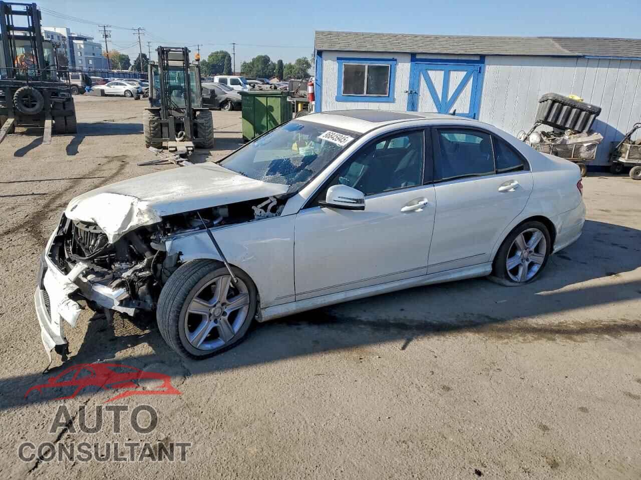 MERCEDES-BENZ C-CLASS 2011 - WDDGF5EB3BA418317