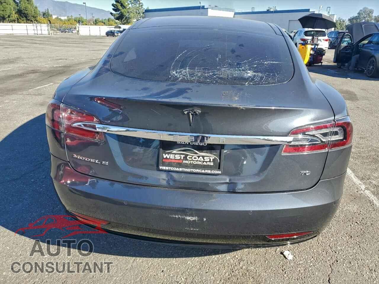 TESLA MODEL S 2016 - 5YJSA1E15GF147827