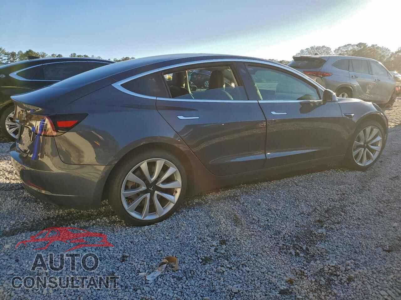 TESLA MODEL 3 2019 - 5YJ3E1EA2KF307650