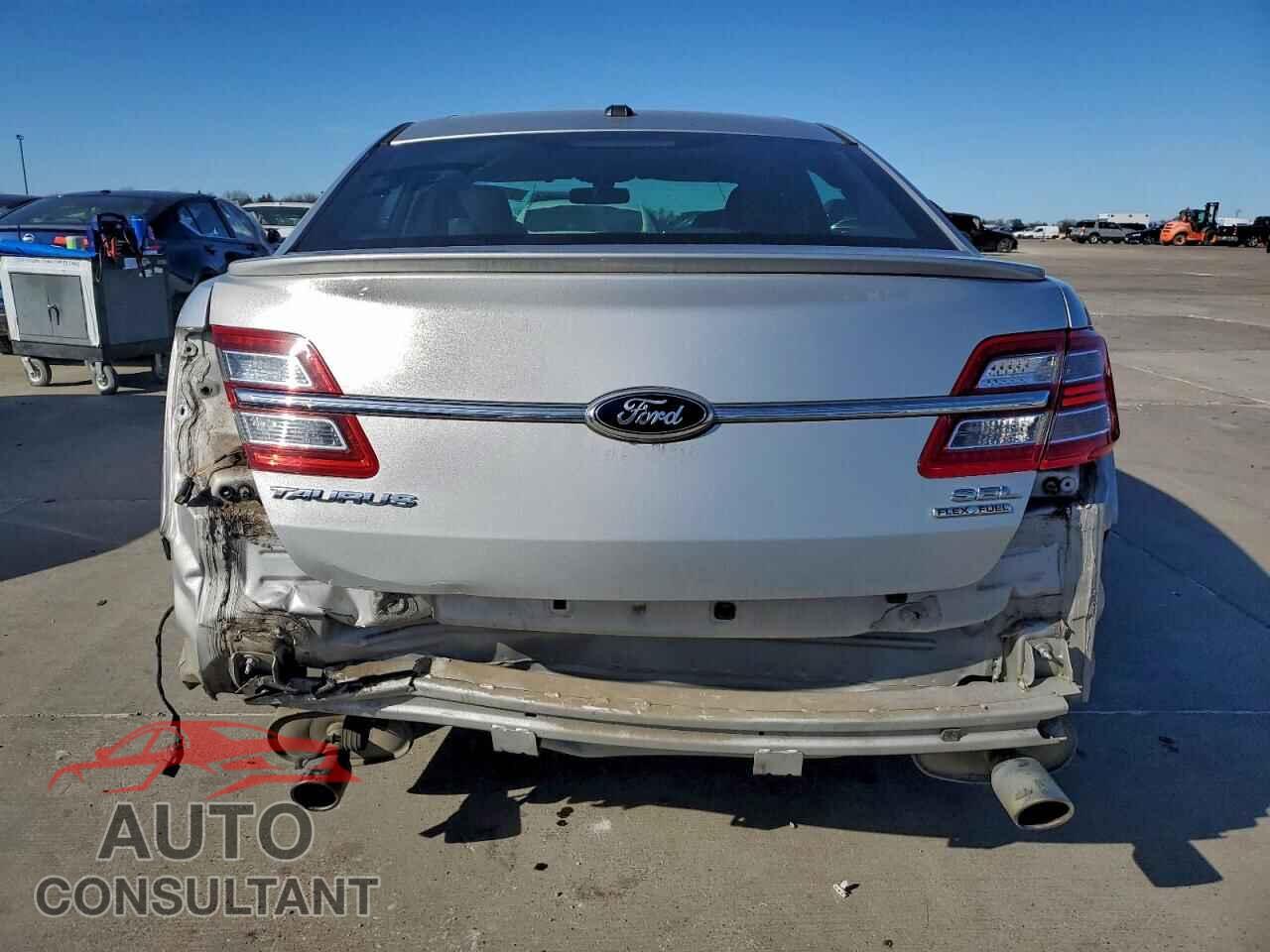 FORD TAURUS 2013 - 1FAHP2E83DG164547