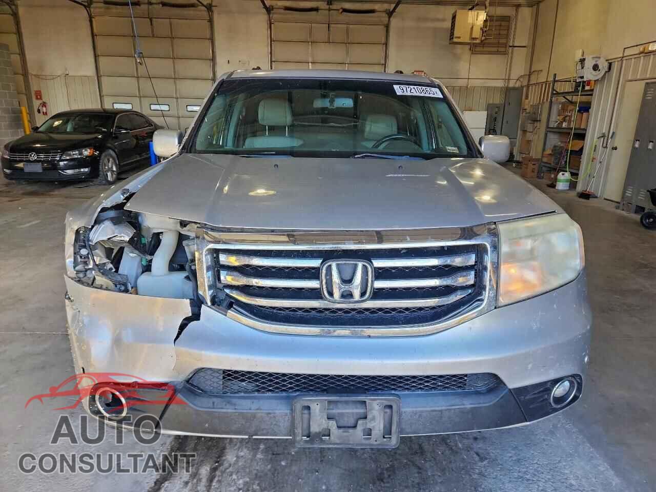 HONDA PILOT 2013 - 5FNYF4H91DB062445