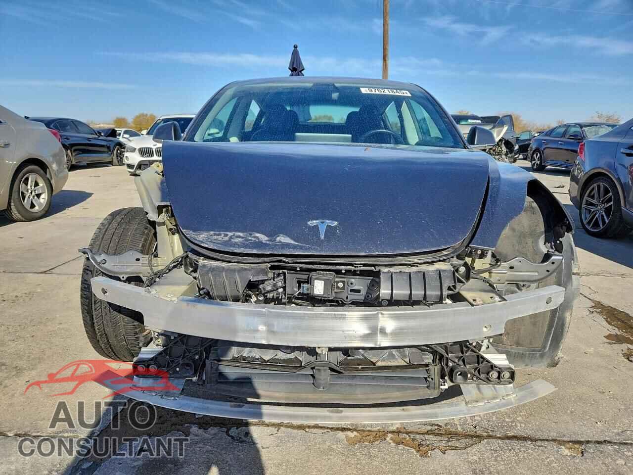 TESLA MODEL 3 2018 - 5YJ3E1EB5JF132303