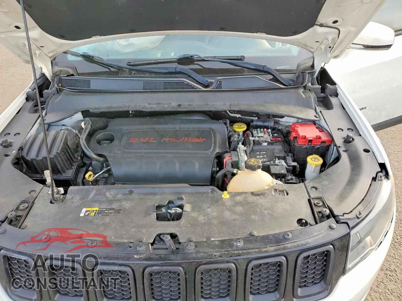 JEEP COMPASS 2020 - 3C4NJDCB8LT160125