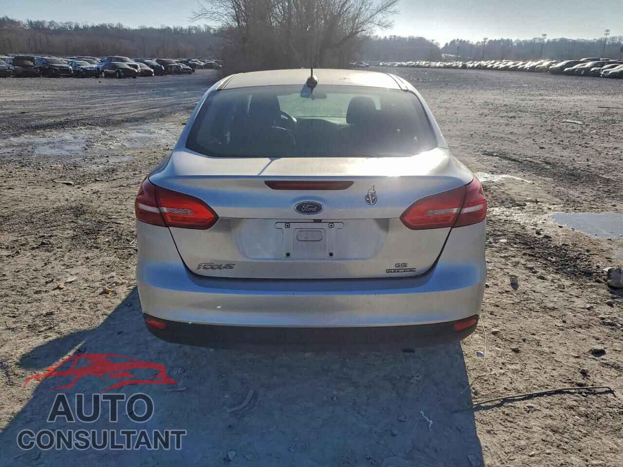FORD FOCUS 2016 - 1FADP3F27GL339151