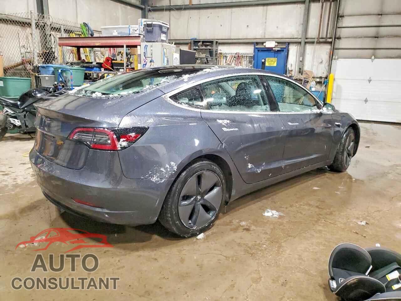 TESLA MODEL 3 2018 - 5YJ3E1EB4JF110261