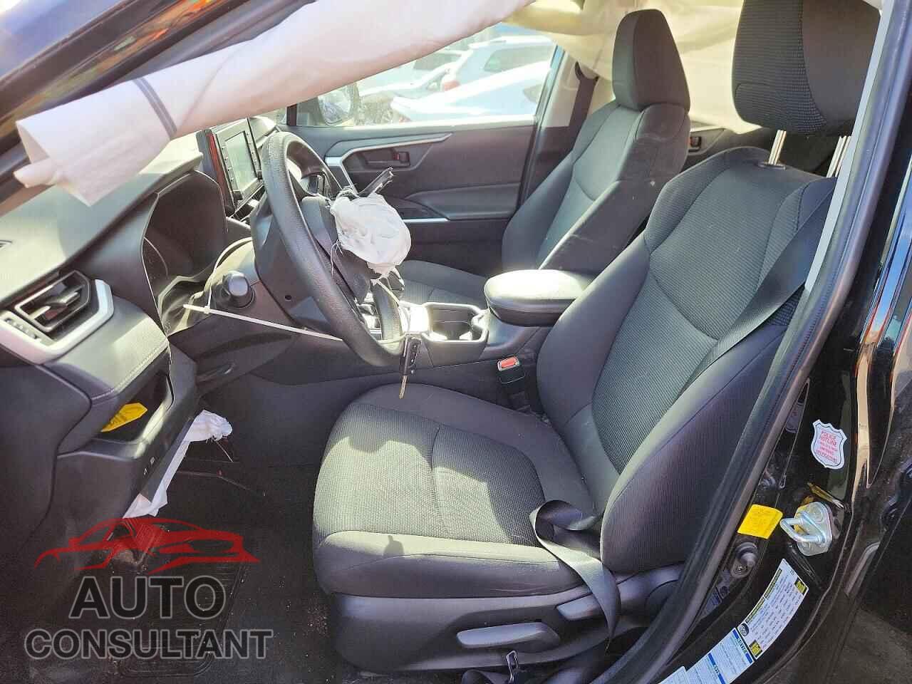 TOYOTA RAV4 2021 - 2T3F1RFVXMW201632