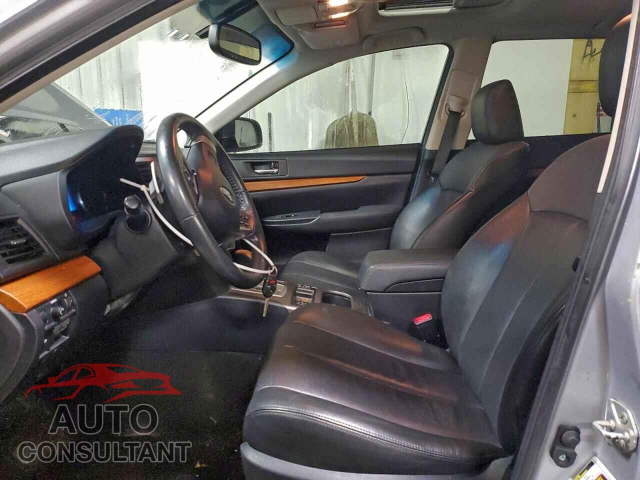 SUBARU OUTBACK 2013 - 4S4BRCLC2D3216793