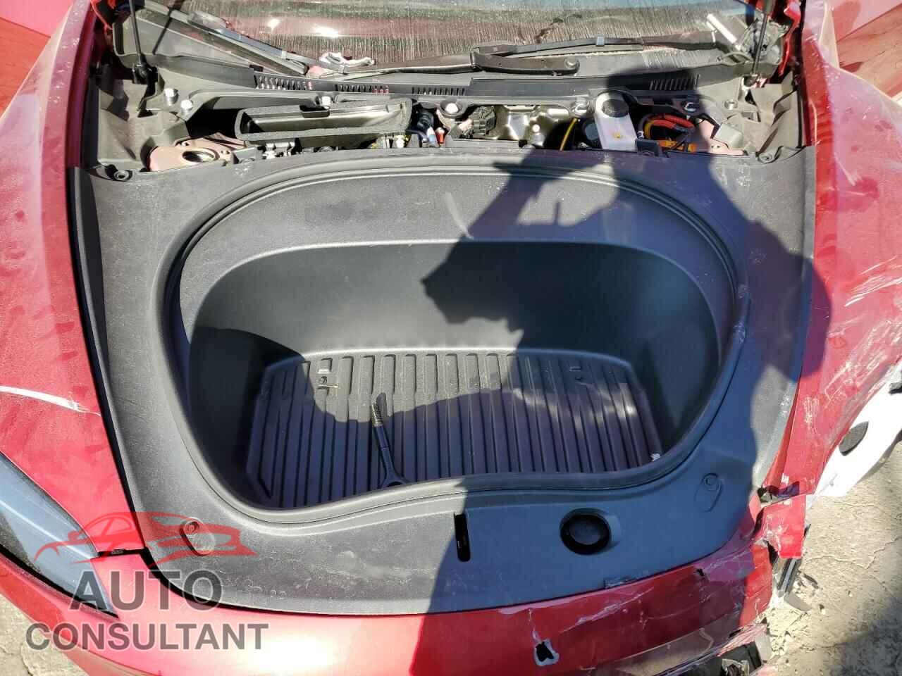 TESLA MODEL 3 2025 - 5YJ3E1EA7SF003522