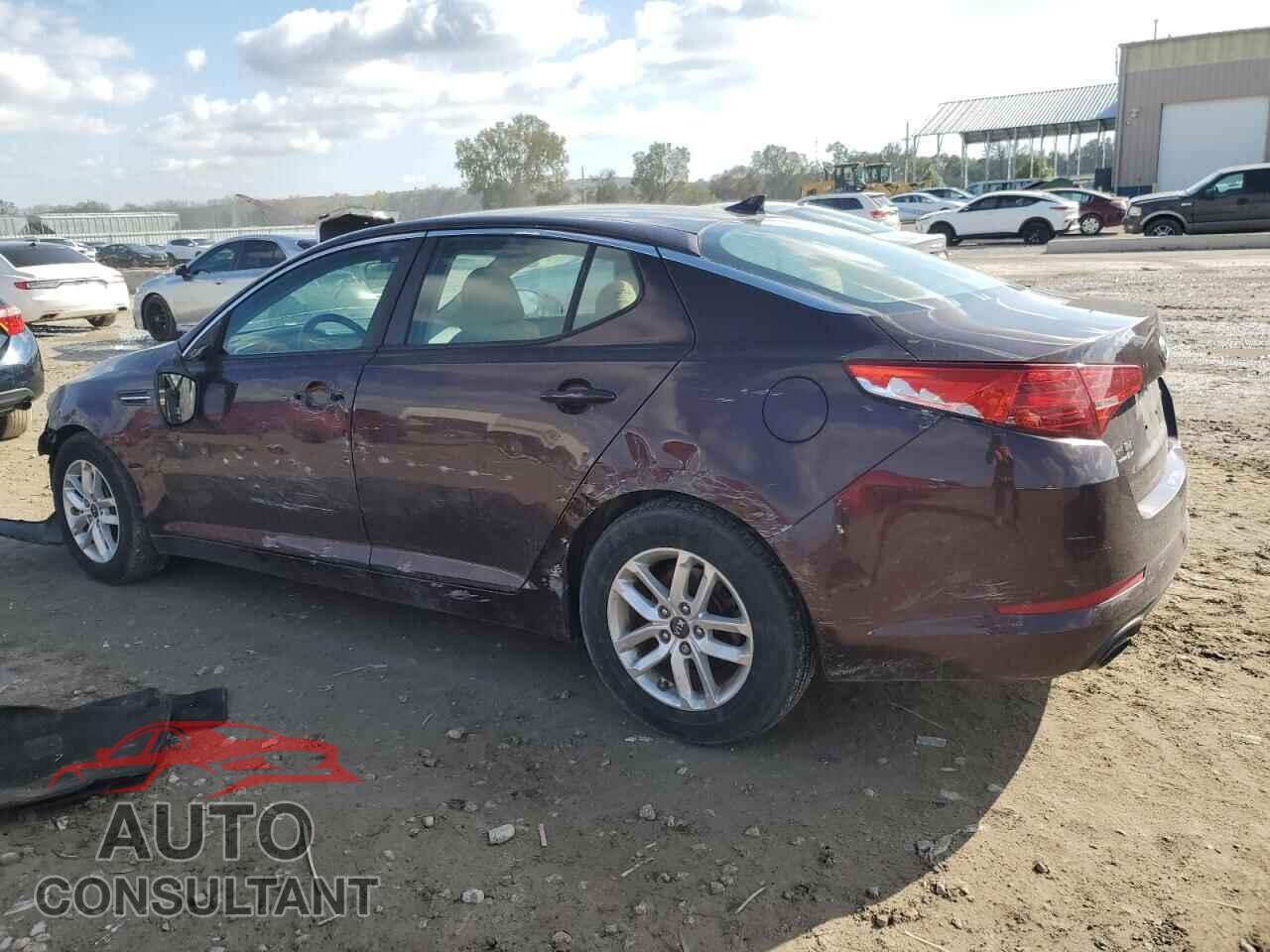 KIA OPTIMA 2011 - KNAGM4A76B5122404