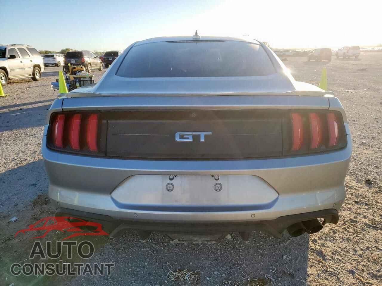 FORD MUSTANG 2021 - 1FA6P8CF2M5125200