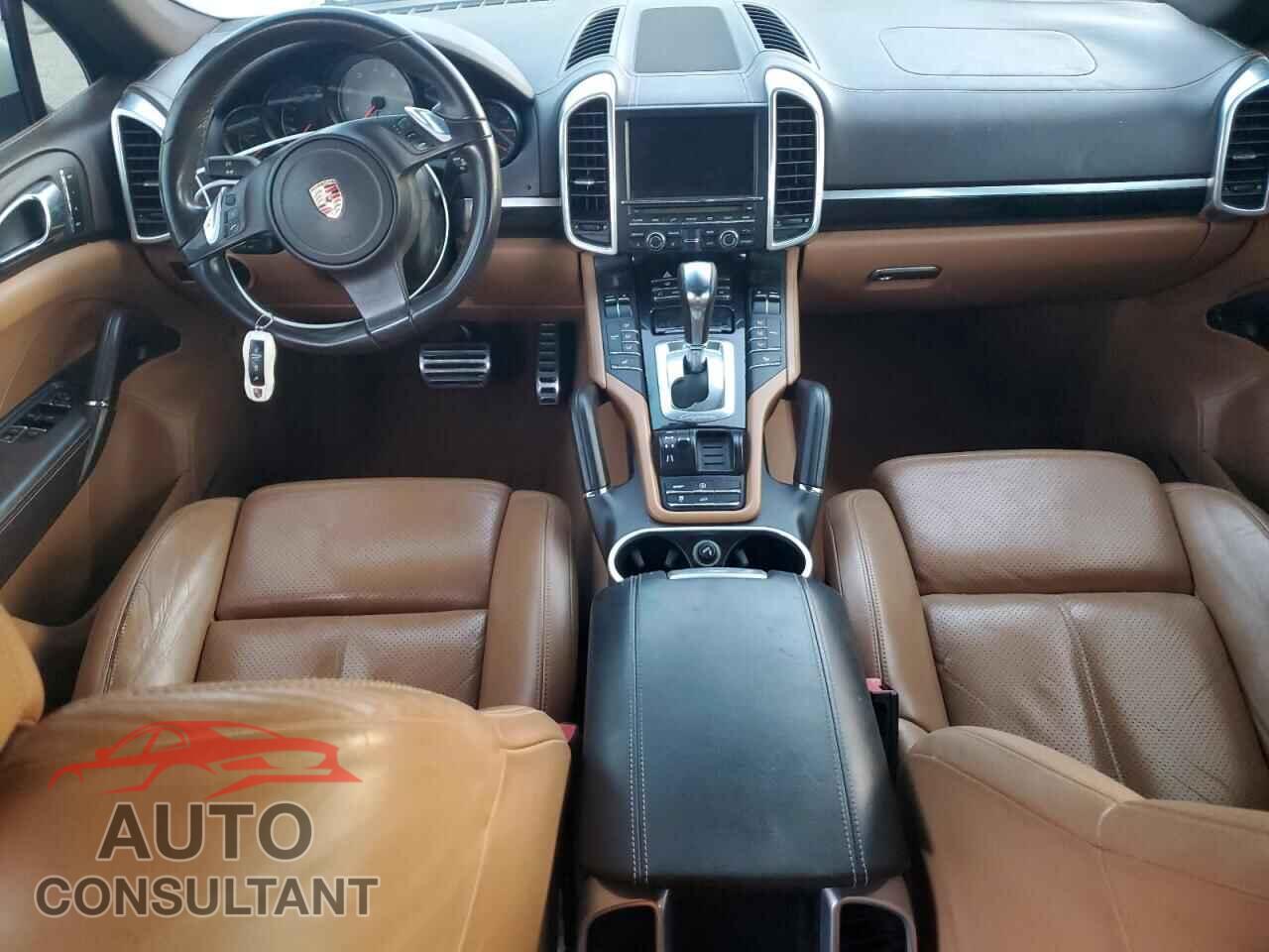 PORSCHE CAYENNE 2011 - WP1AB2A2XBLA53069