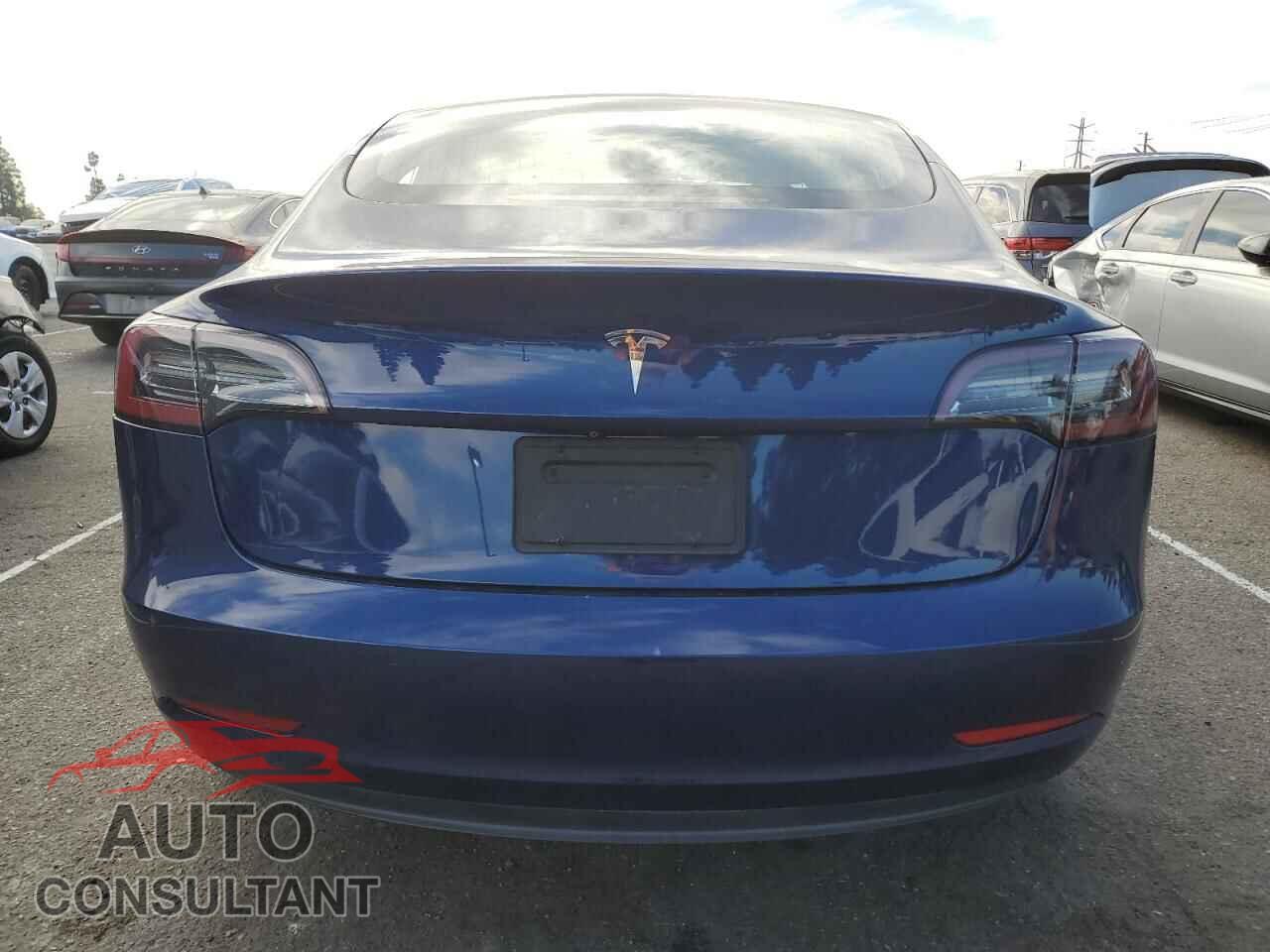 TESLA MODEL 3 2020 - 5YJ3E1EA4LF495556