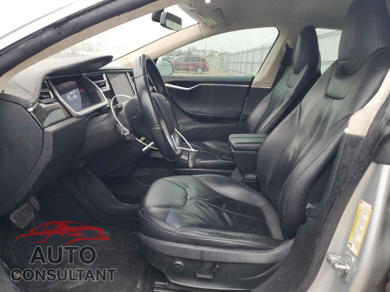 TESLA MODEL S 2013 - 5YJSA1DN2DFP28234