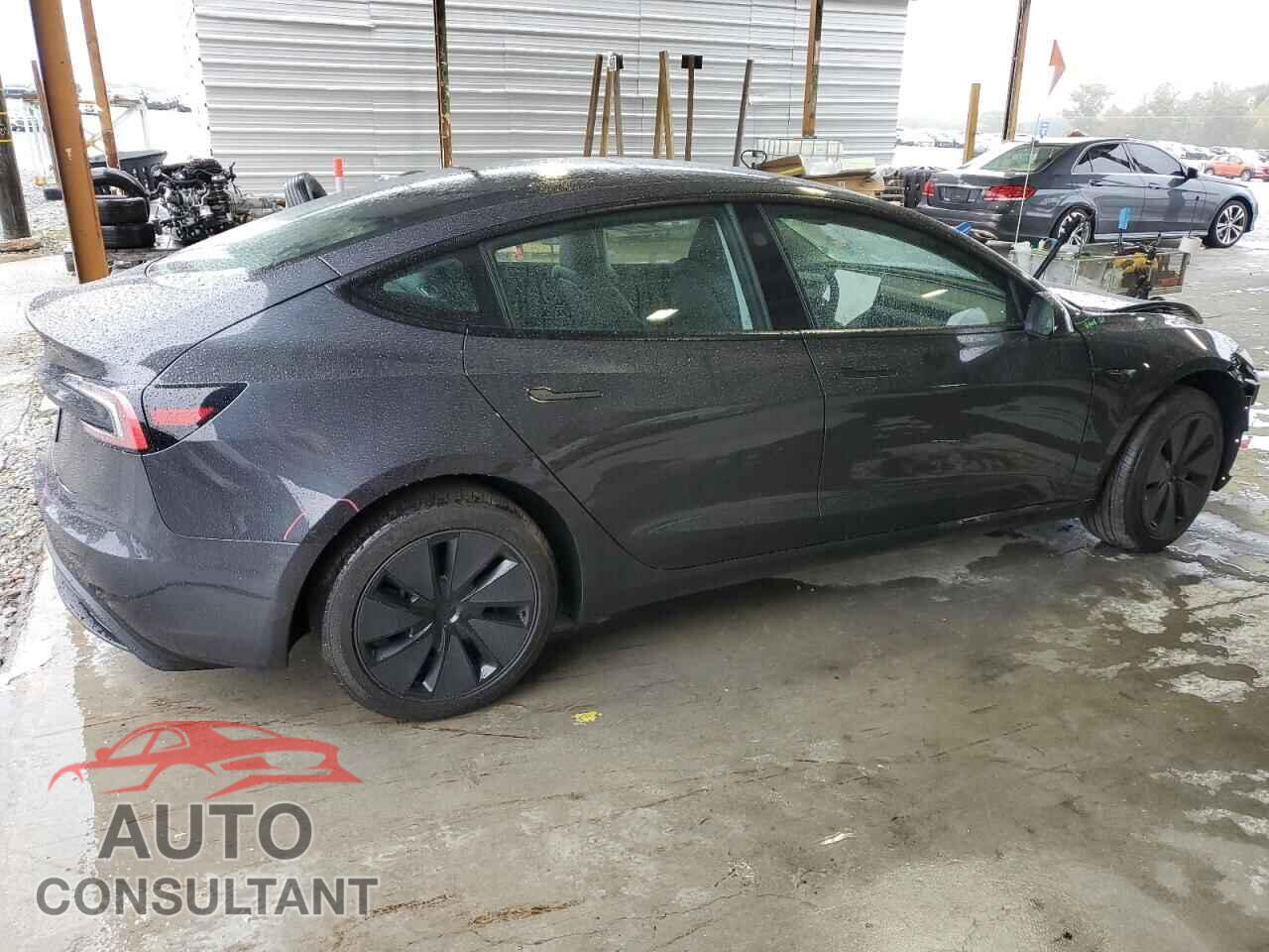 TESLA MODEL 3 2025 - 5YJ3E1EAXSF065769