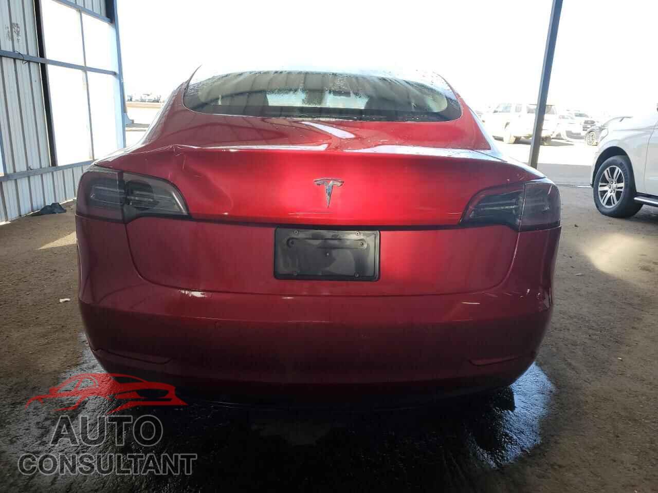 TESLA MODEL 3 2022 - 5YJ3E1EA0NF304105