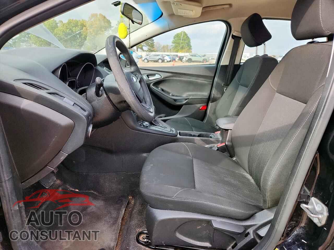 FORD FOCUS 2017 - 1FADP3FE5HL276739
