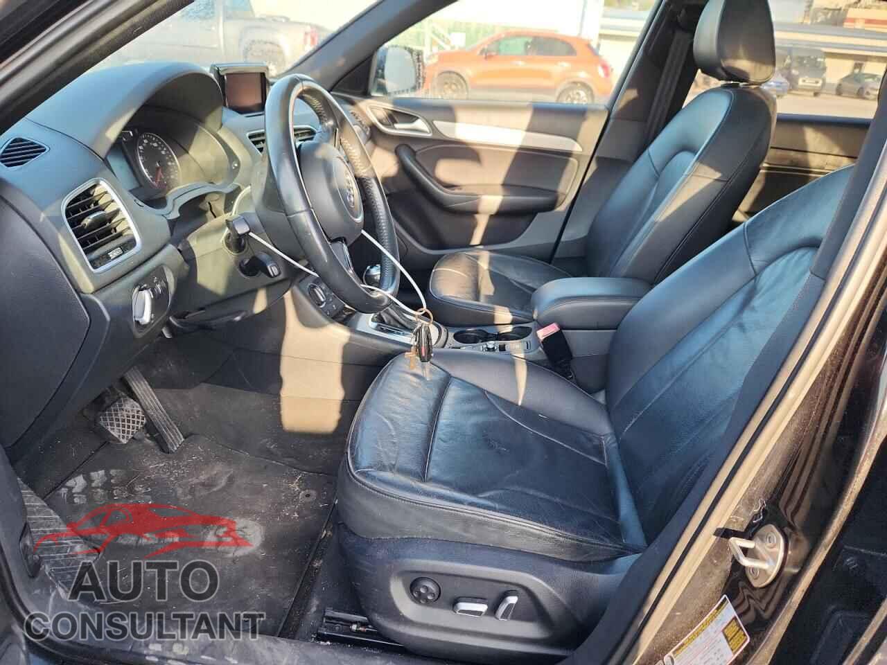 AUDI Q3 2018 - WA1BCCFS2JR032465