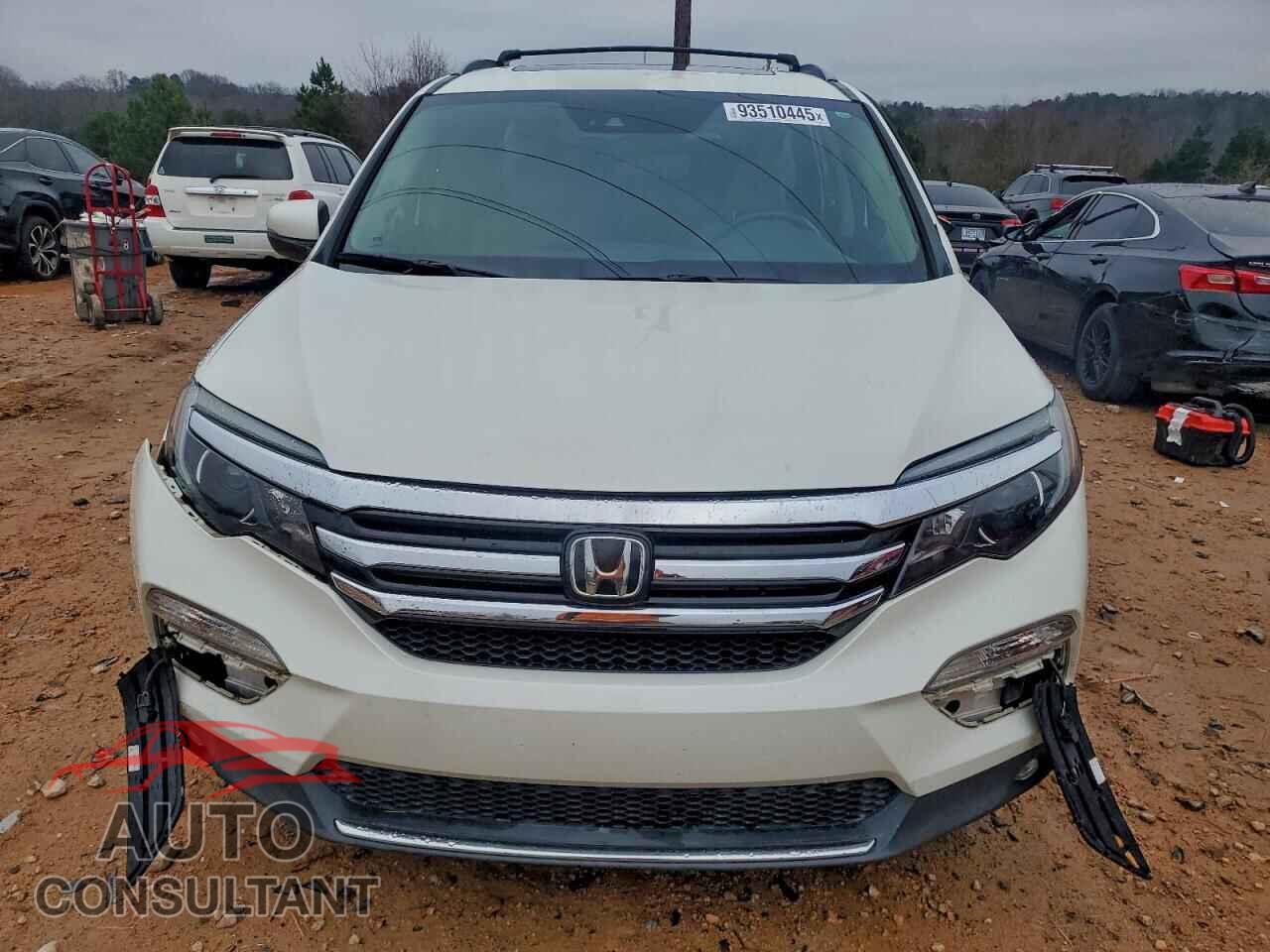 HONDA PILOT 2017 - 5FNYF6H05HB100018