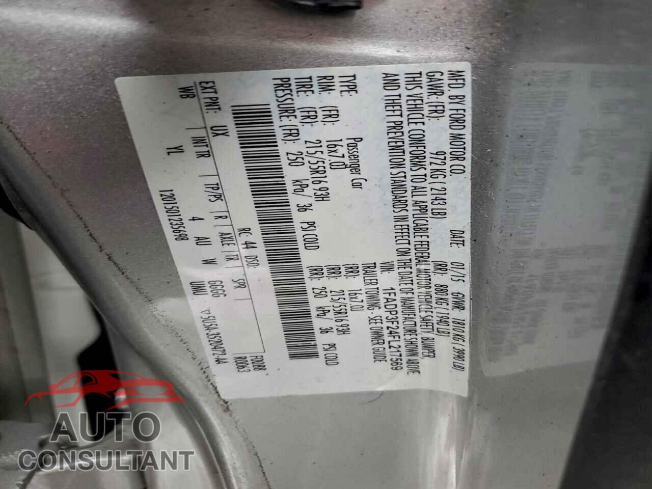 FORD FOCUS 2015 - 1FADP3F24FL217569