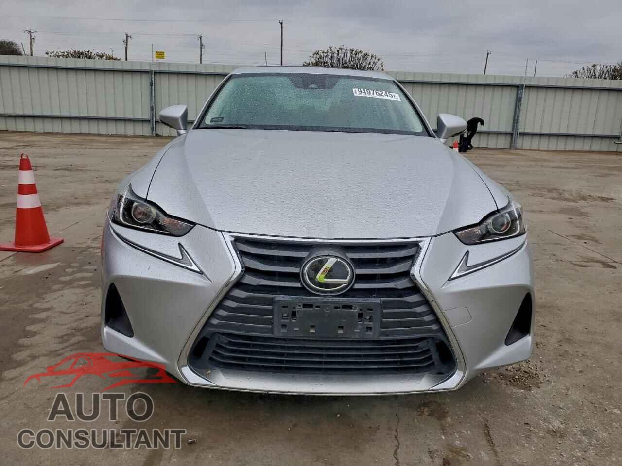 LEXUS IS 2017 - JTHBA1D29H5058967