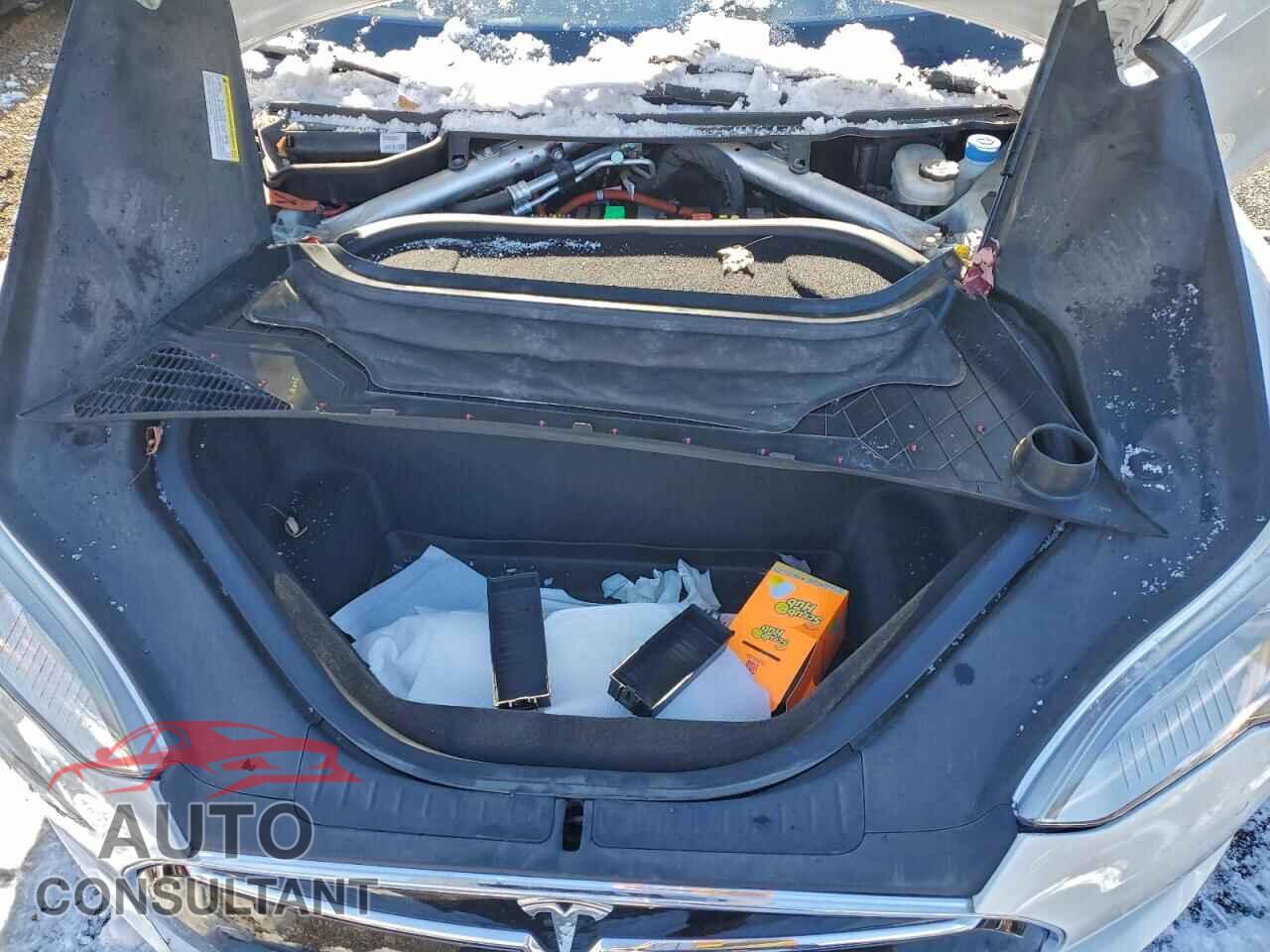 TESLA MODEL S 2015 - 5YJSA1S20FF096524