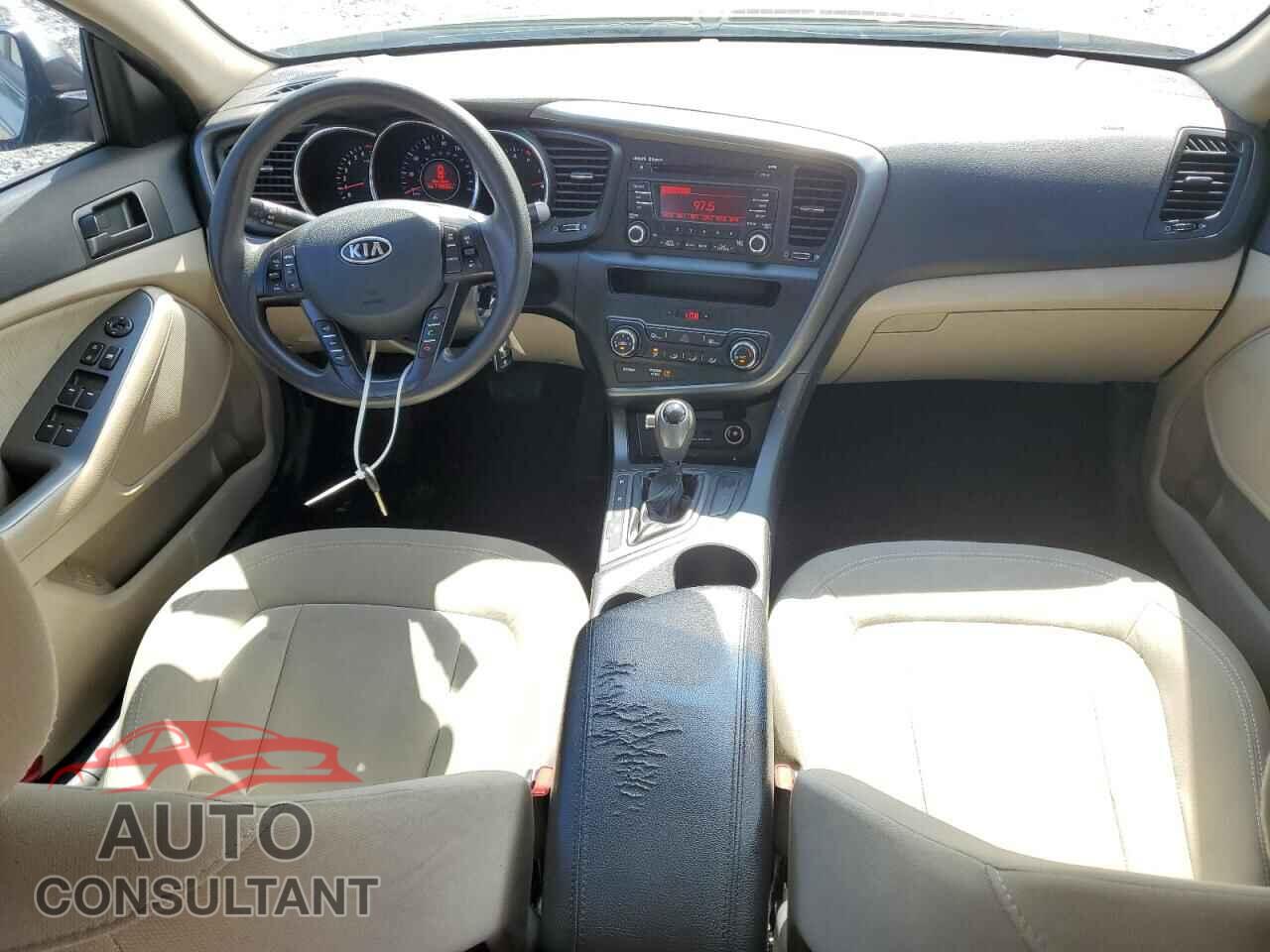 KIA OPTIMA 2011 - KNAGM4A78B5152617