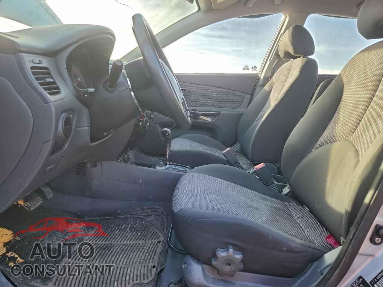 KIA RIO 2011 - KNADH5B36B6830221
