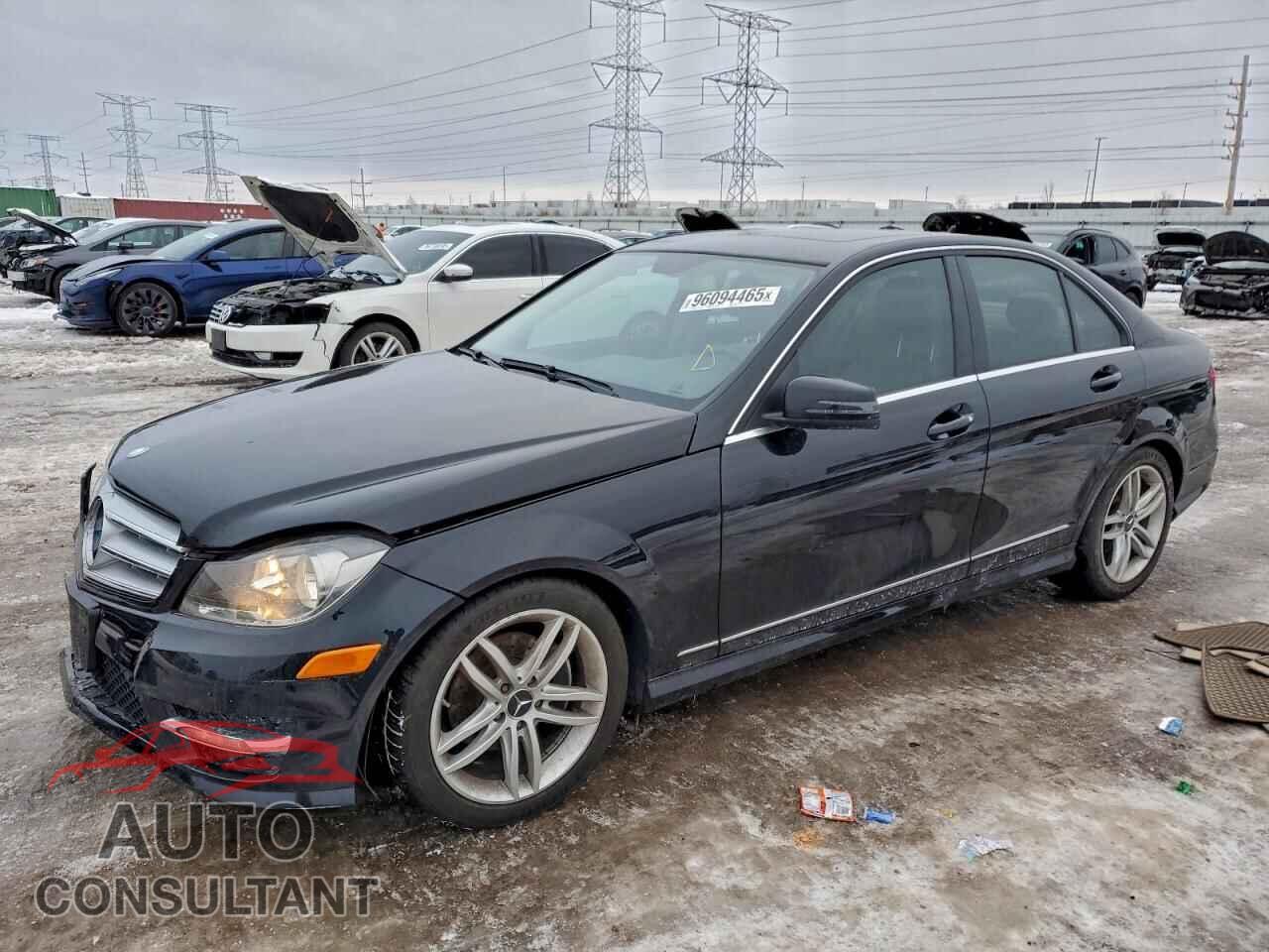 MERCEDES-BENZ C-CLASS 2012 - WDDGF8BB7CA648496