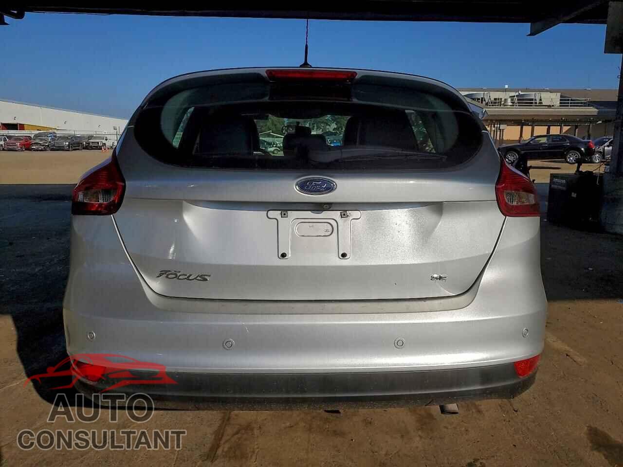 FORD FOCUS 2016 - 1FADP3K27GL407101