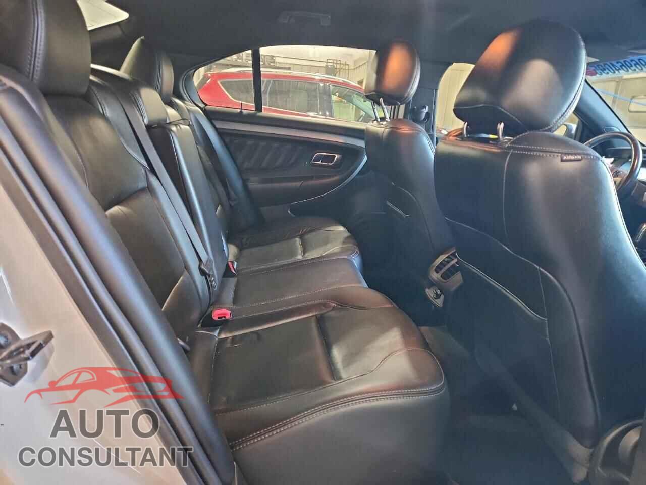 FORD TAURUS 2015 - 1FAHP2E82FG193802