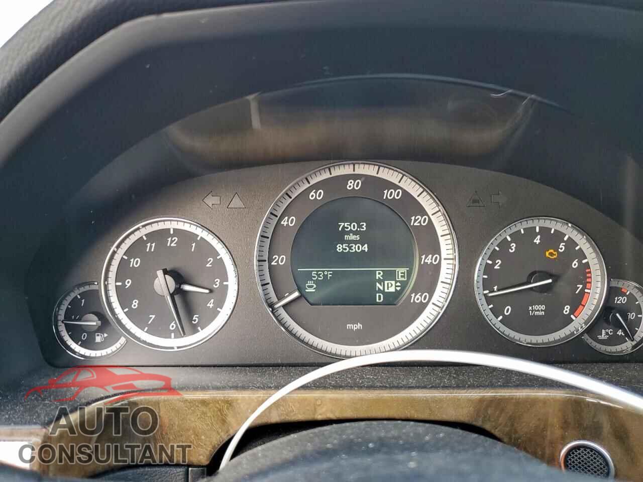 MERCEDES-BENZ E-CLASS 2011 - WDDHF8HB4BA442644