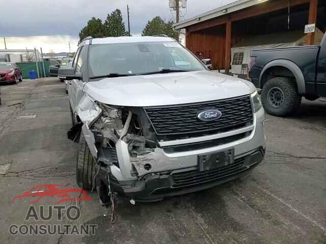 FORD EXPLORER 2018 - 1FM5K8GT2JGB31031