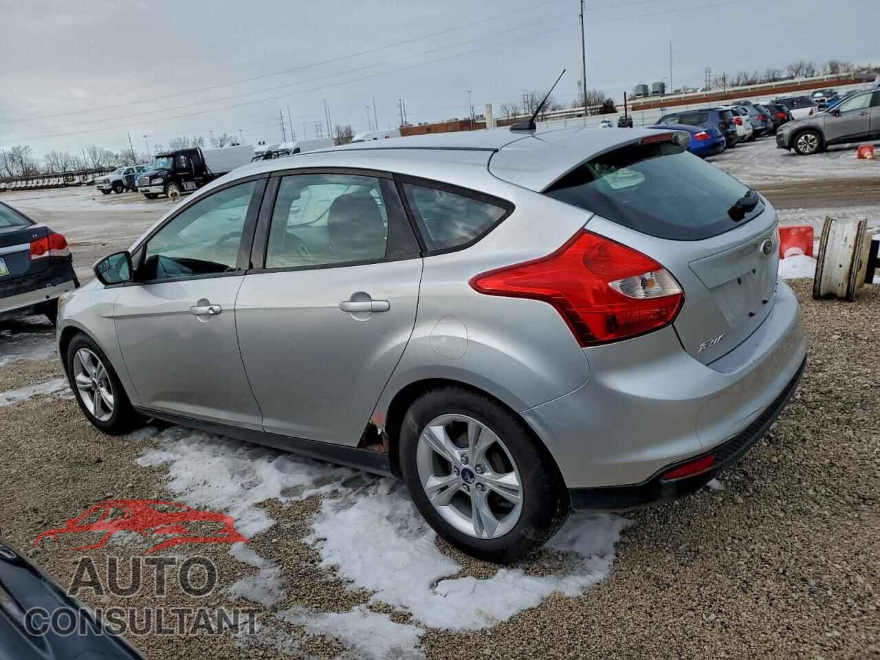 FORD FOCUS 2013 - 1FADP3K28DL325552