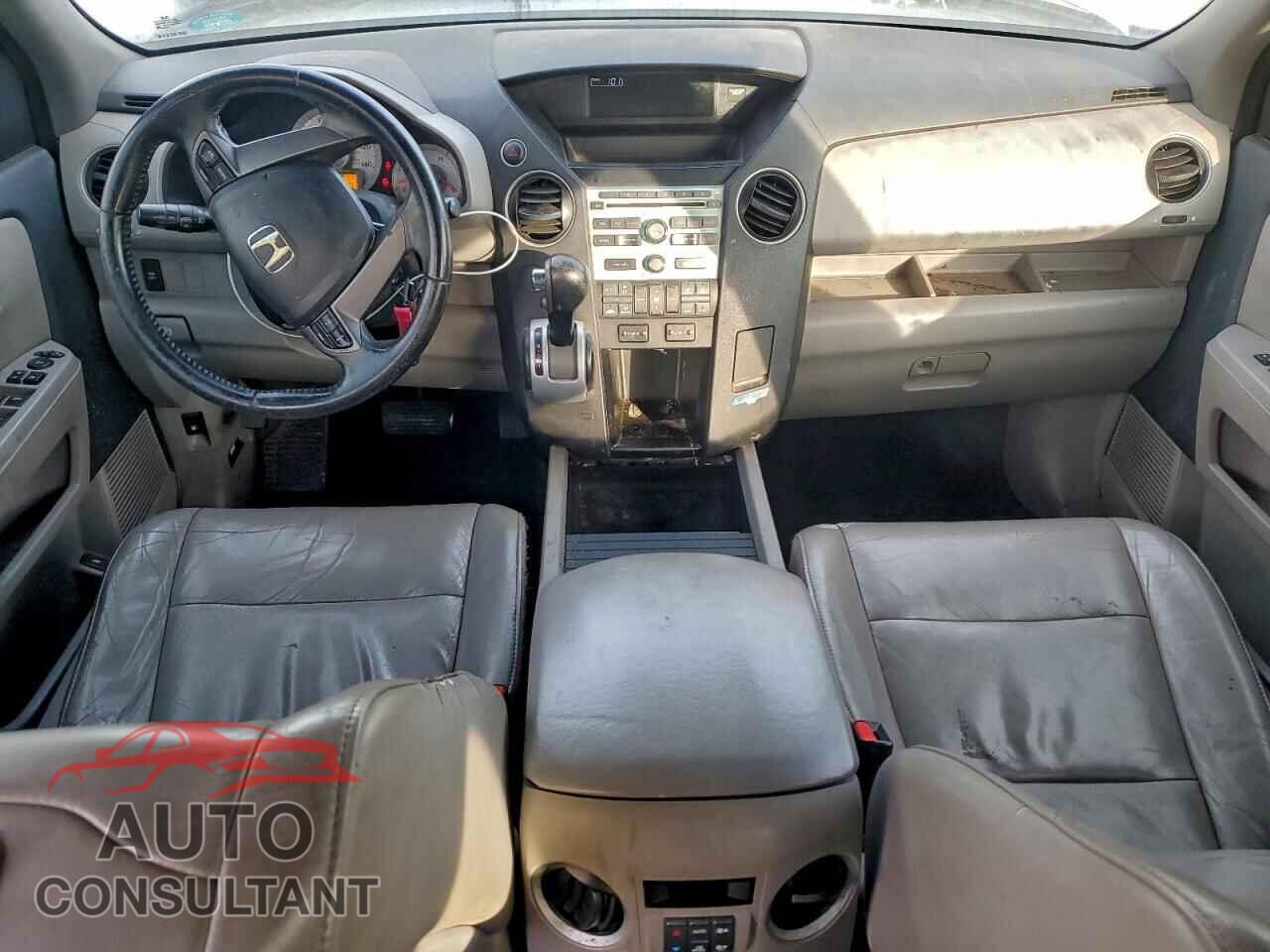 HONDA PILOT 2011 - 5FNYF3H52BB035730