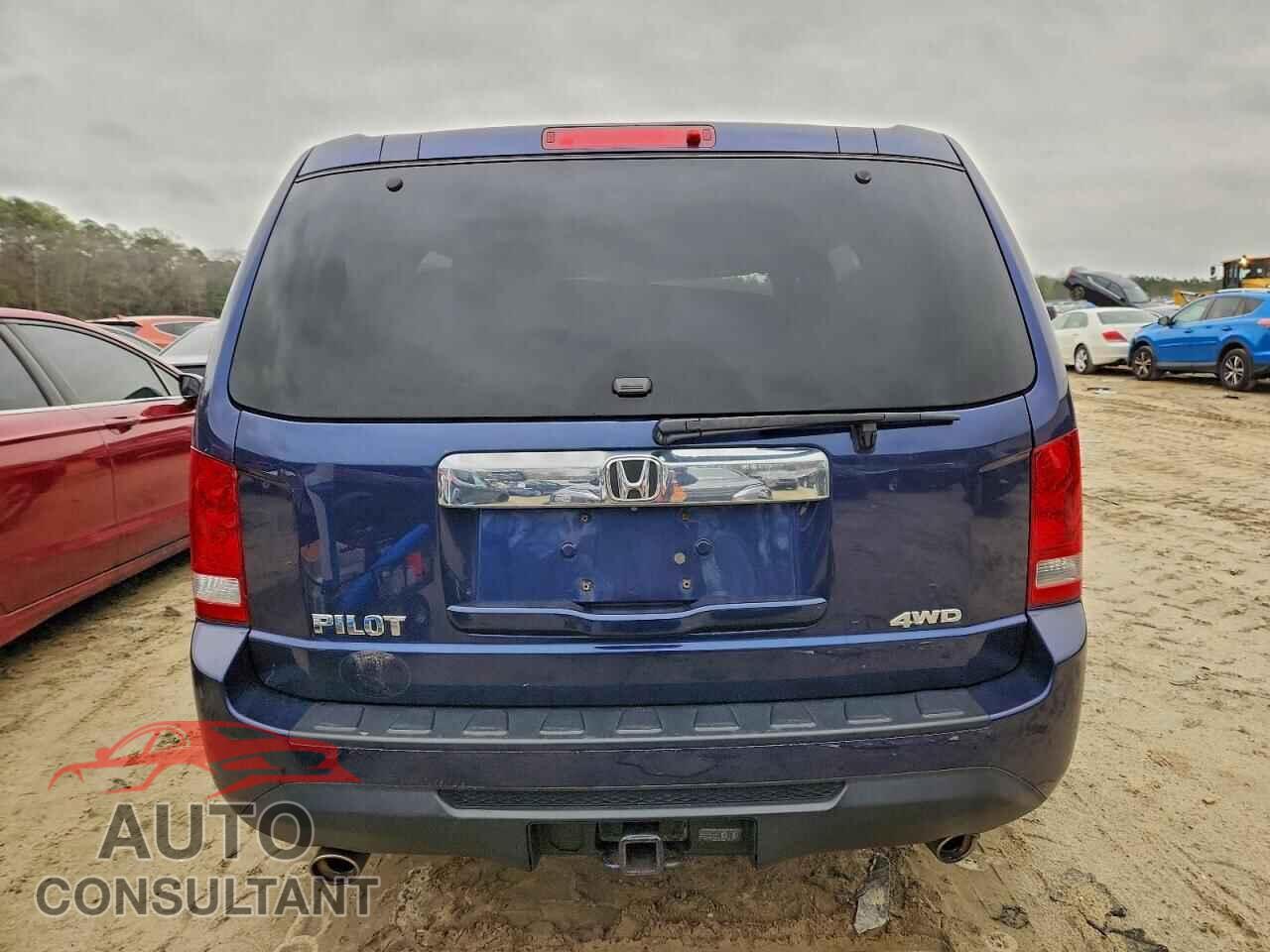 HONDA PILOT 2013 - 5FNYF4H69DB081721