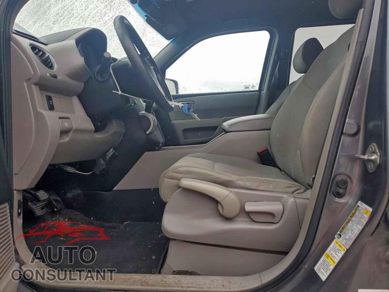 HONDA PILOT 2011 - 5FNYF4H21BB501868