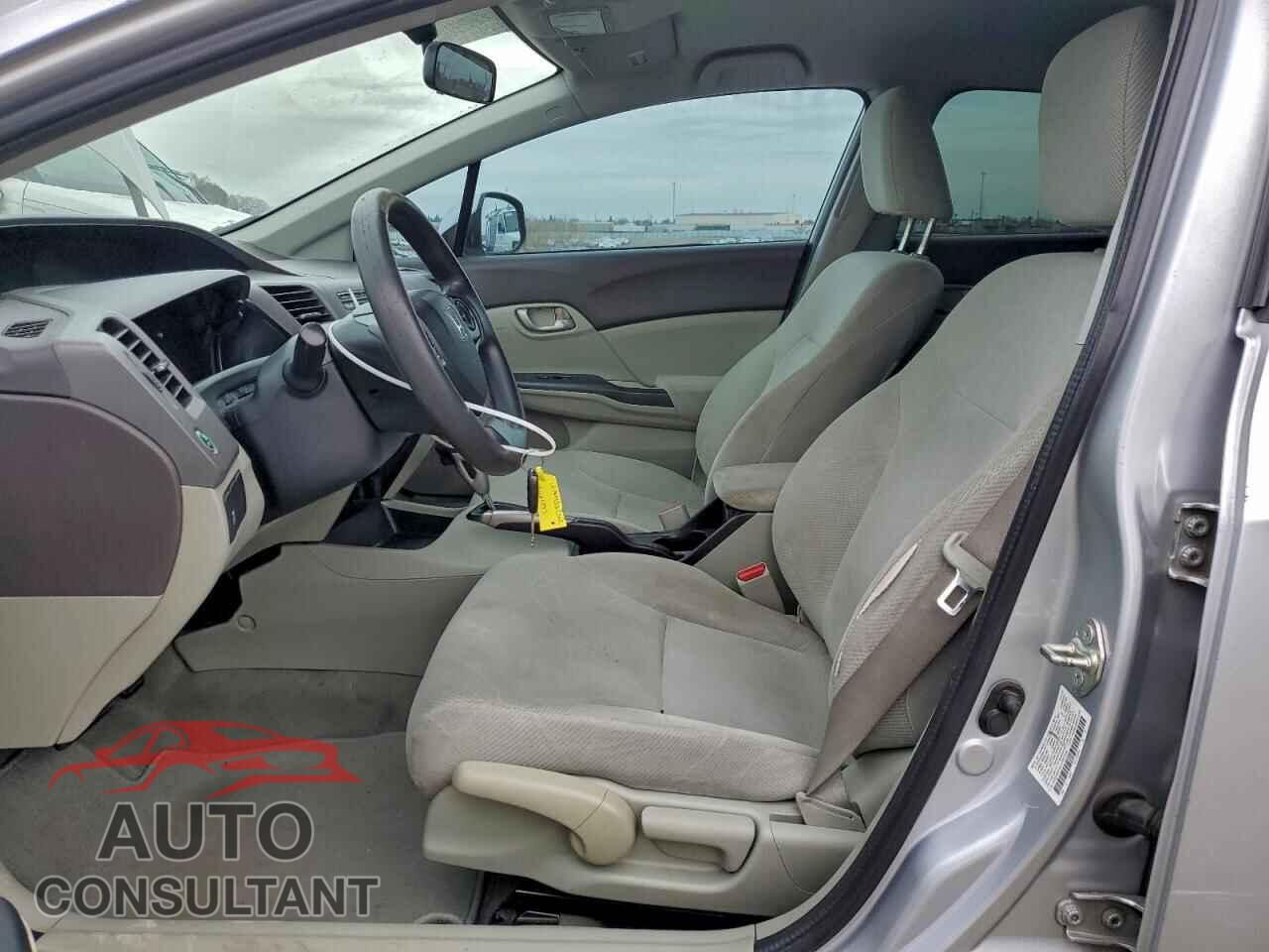 HONDA CIVIC 2012 - 2HGFB2F52CH607330