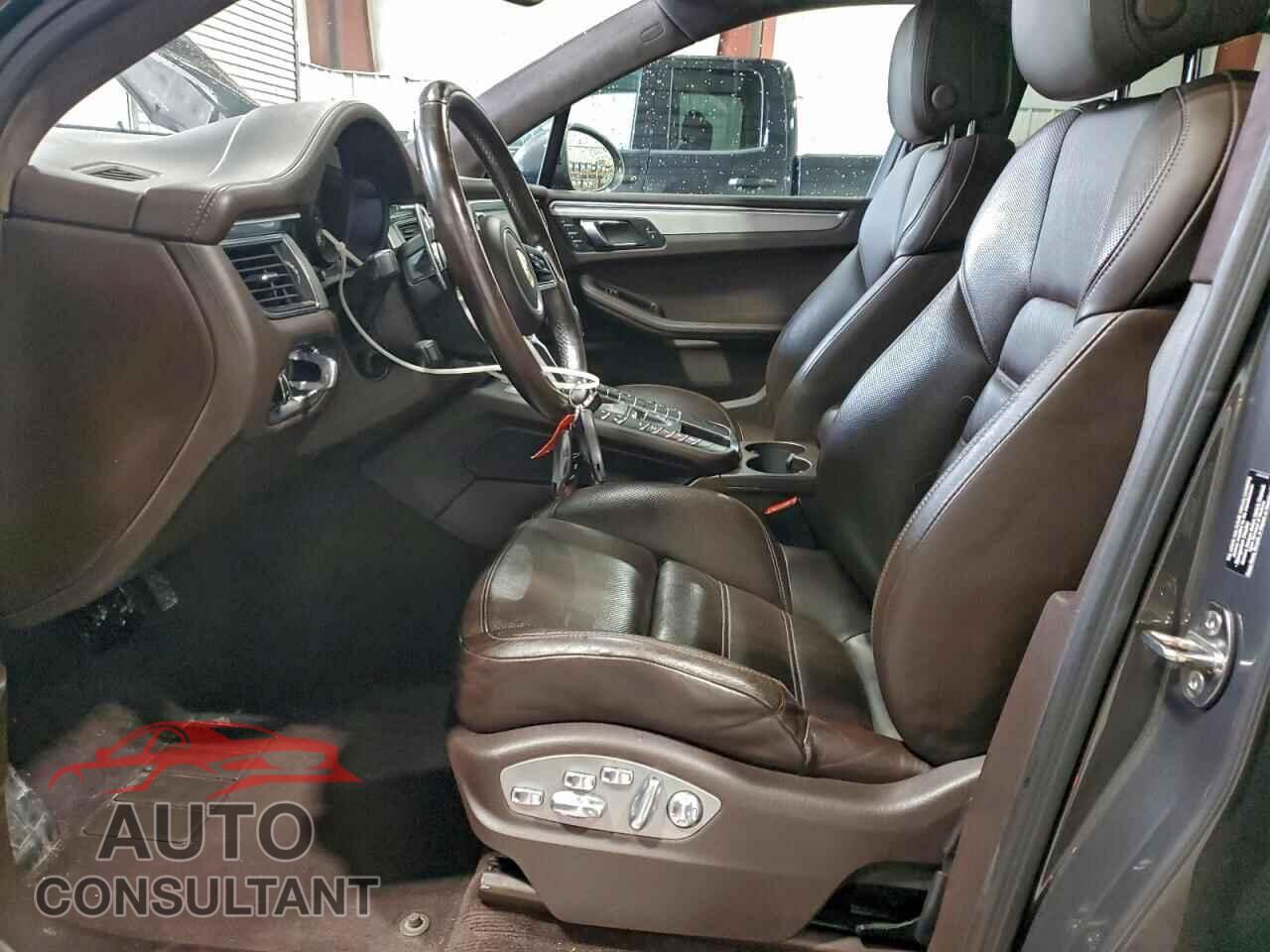 PORSCHE MACAN 2016 - WP1AF2A50GLB93248