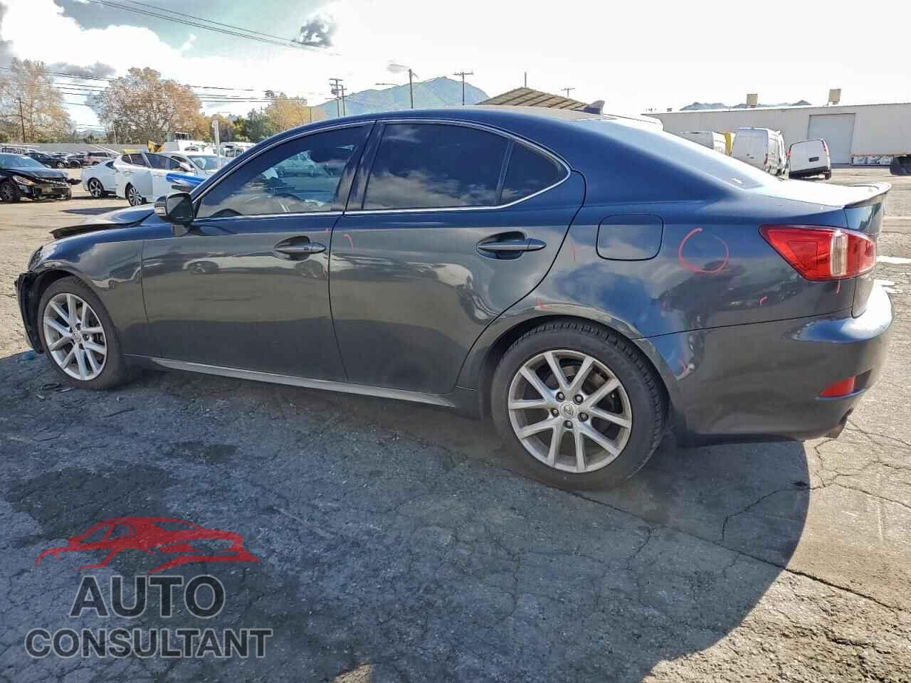 LEXUS IS 2011 - JTHBF5C21B5153492