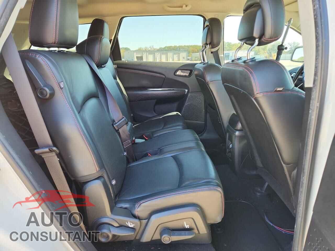 DODGE JOURNEY 2015 - 3C4PDCEGXFT650749