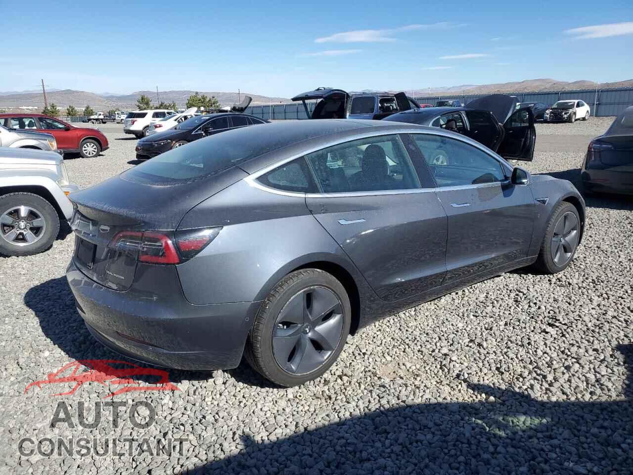 TESLA MODEL 3 2019 - 5YJ3E1EB6KF452229