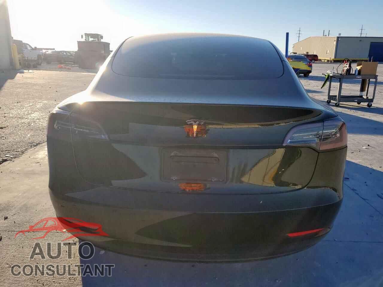 TESLA MODEL 3 2023 - 5YJ3E1EA4PF554272