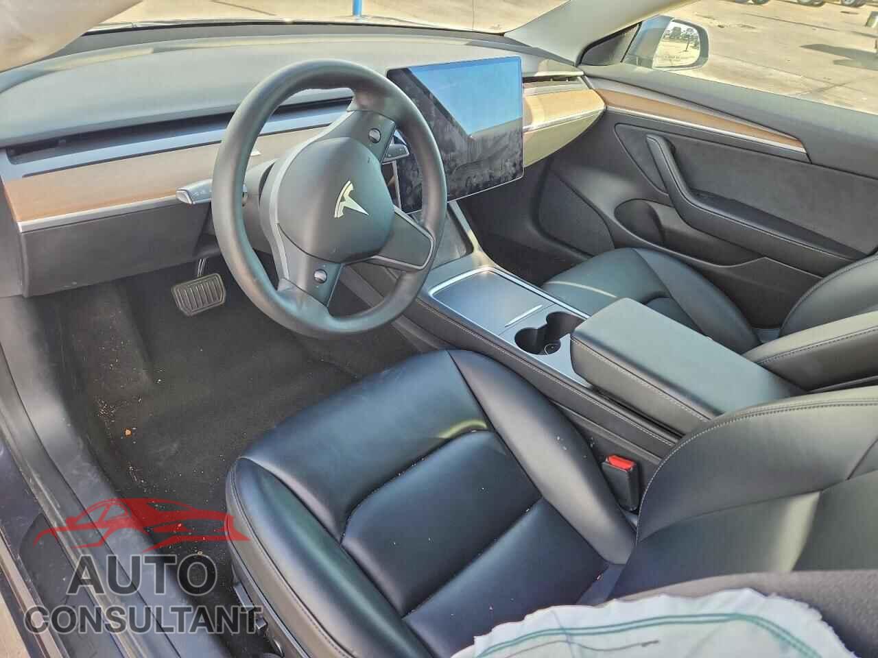 TESLA MODEL 3 2021 - 5YJ3E1EA3MF095022