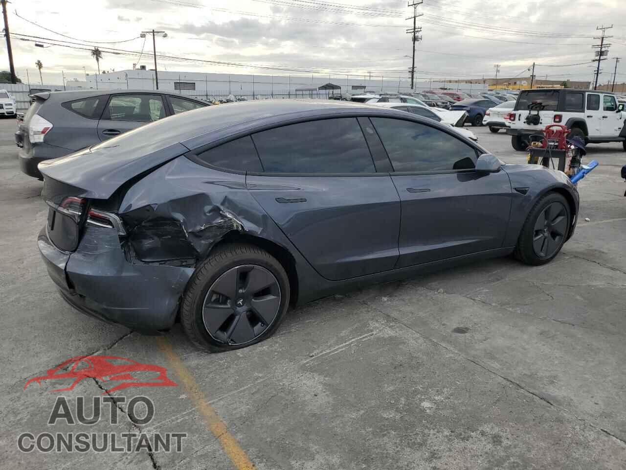 TESLA MODEL 3 2023 - 5YJ3E1EA5PF614351
