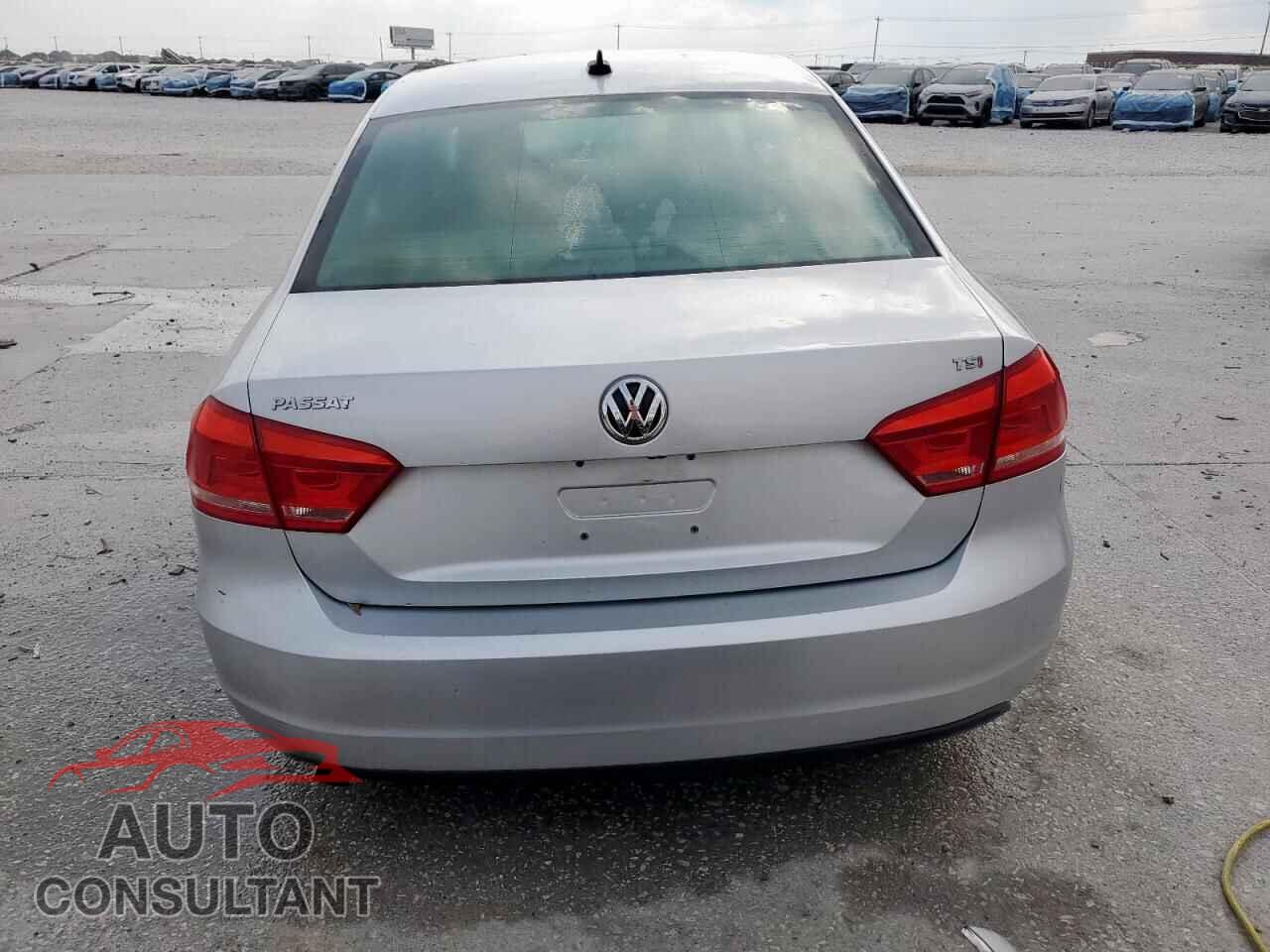 VOLKSWAGEN PASSAT 2015 - 1VWAS7A3XFC110672
