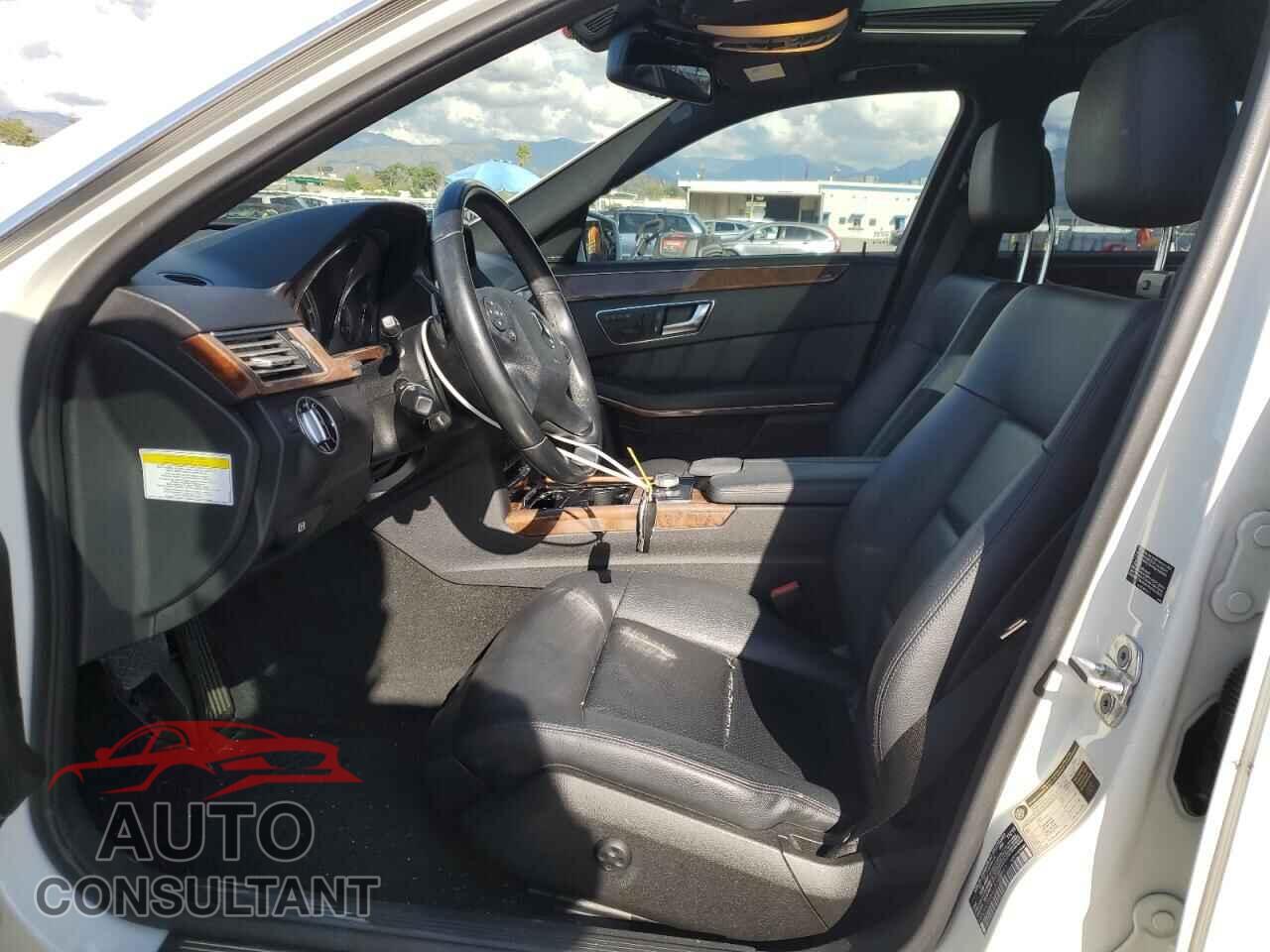 MERCEDES-BENZ E-CLASS 2012 - WDDHF5KB4CA568883
